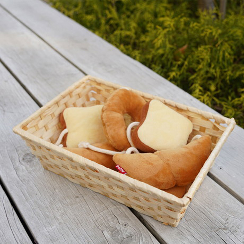  耐咬麵包屋發聲帶繩狗玩具
 (貝果包) Chewy Bakery Stuffed Dog Toy 
With Pulling String (Bagel) #G150 W26408